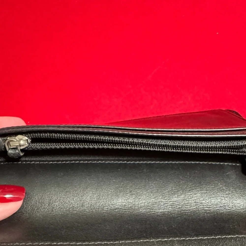 CHANEL Black Leather Wallet with Silver Logo